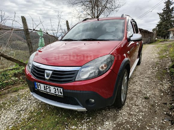 Sahibinden Dacia Sandero 1.6 Stepway 2012 Model