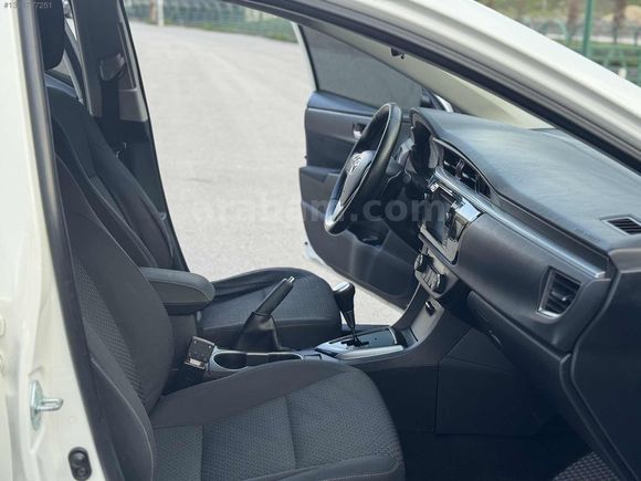 2014 MODEL TOYOTA COROLLA 1.4 DİZEL OTOMATİK HATASIZ