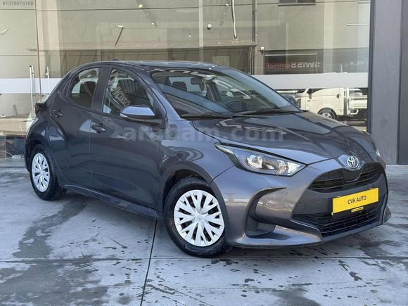 2021 TOYOTA YARİS VİSİON FÜME 47.000KM!