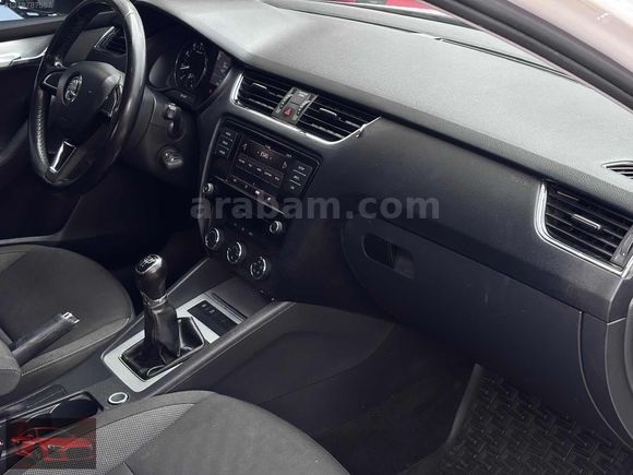 2017 BOYASIZ!! 129 bin km Servis Bakımlı 1.2 TSI MAKYAJLI KASA