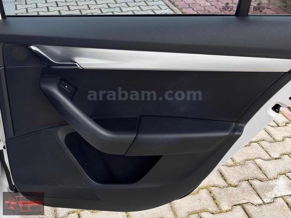 2017 BOYASIZ!! 129 bin km Servis Bakımlı 1.2 TSI MAKYAJLI KASA