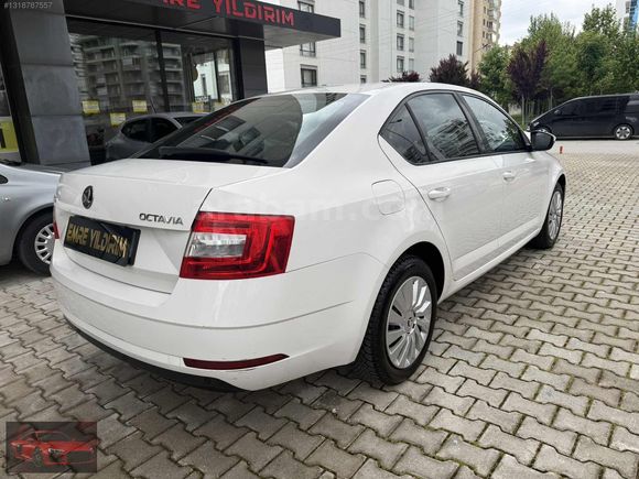 2017 BOYASIZ!! 129 bin km Servis Bakımlı 1.2 TSI MAKYAJLI KASA