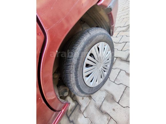 Sahibinden Renault Clio 1.4 RN 1996 Model