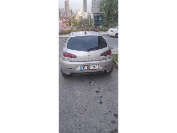 Sahibinden Alfa Romeo 147 1.6 TS Distinctive 2006 Model
