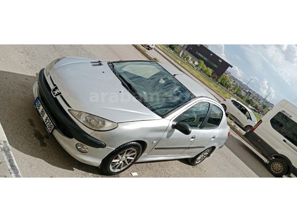 Sahibinden Peugeot 206 1.4 Comfort 2009 Model