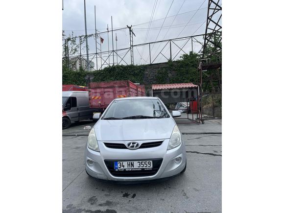 Sahibinden Hyundai i20 Troy 1.4 CVVT Team 2012 Model 