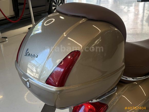 | UNIQ AUTO | 2011 VESPA GTS 250