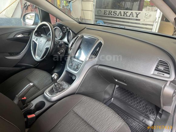 ERSAKAY 2 DEN OPEL ASTRA 1,6 LPG'Lİ TESLA EKRANLI EDİTİON PLUS..