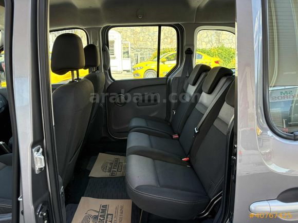 144 BINDE 2018 MODEL RENAULT KANGOO 1.5 DCI 90 HP TOUCH HIZSABIT
