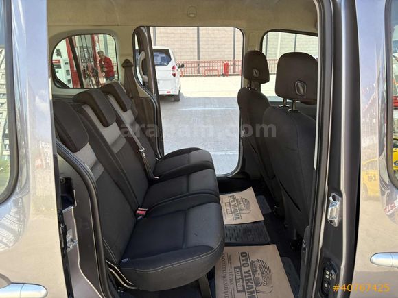 144 BINDE 2018 MODEL RENAULT KANGOO 1.5 DCI 90 HP TOUCH HIZSABIT