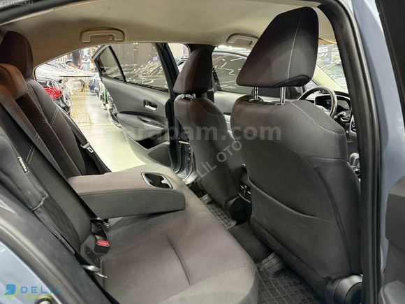 DELİL'DEN 2021 COROLLA HYBRID DREAM 1.8