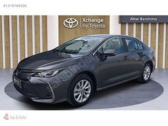 TOYOTA BANDIRMA ALTAN 2025 COROLLA 1.8 HYBRİD DREAM - HATASIZ