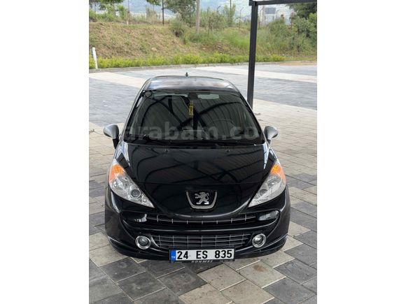 Sahibinden Peugeot 207 1.4 HDi Trendy 2008 Model  254.000 km Siyah