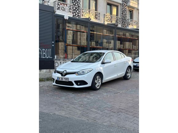  Fluance Otomatik dizel  223000 km,de    
