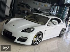2012 BAYİ ÇIKIŞLI PANAMERA 3.0 D GTS DEĞİŞENSİZ