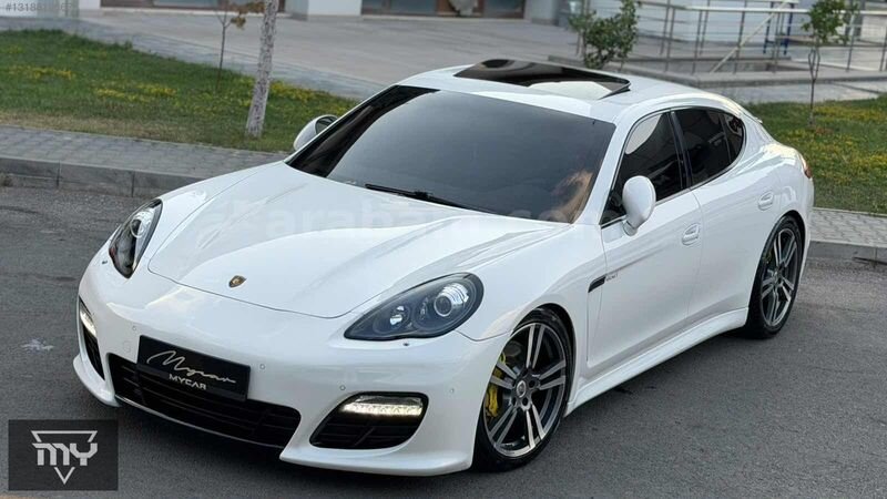 2012 BAYİ ÇIKIŞLI PANAMERA 3.0 D GTS DEĞİŞENSİZ
