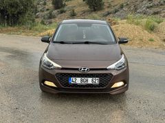 Sahibinden Hyundai i20 1.4 CRDi Style 2015 Model 