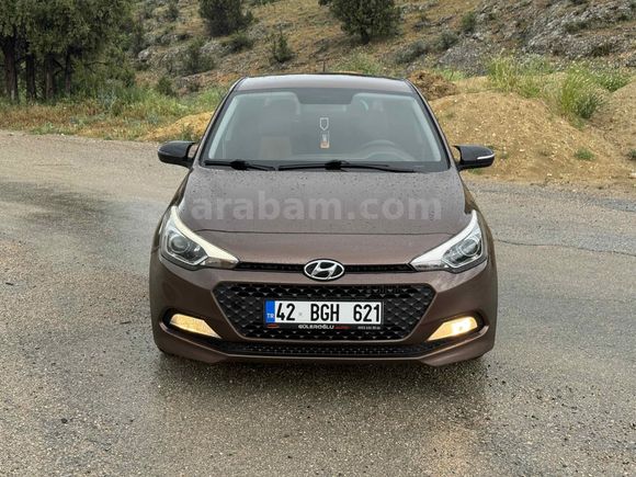 Sahibinden Hyundai i20 1.4 CRDi Style 2015 Model 