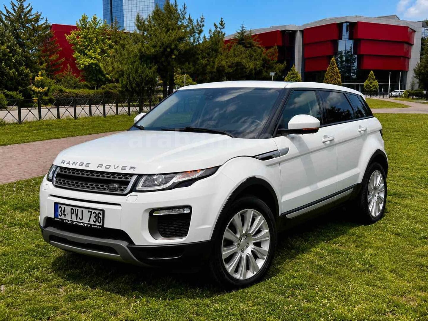 Galeriden Land Rover Range Evoque 2.0 Si4 HSE Dynamic 2016 Model Bursa 68.000 km Beyaz 2
