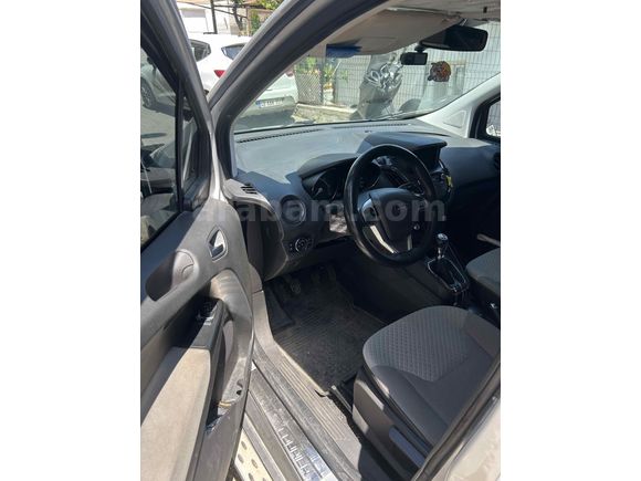 Otomobil ruhsatlı değişensiz titanium plus courier