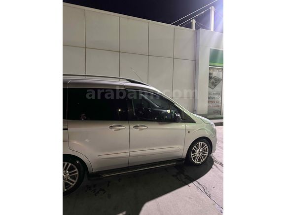 Otomobil ruhsatlı değişensiz titanium plus courier