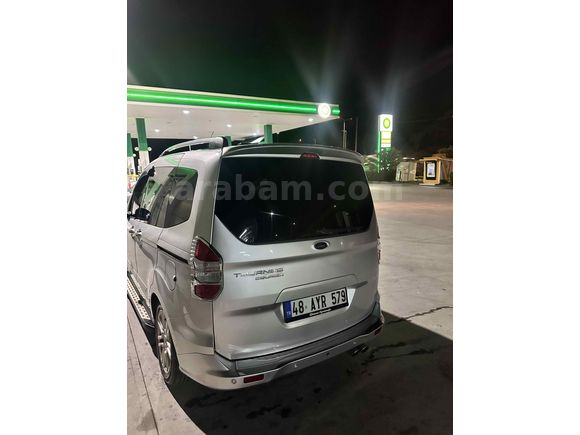 Otomobil ruhsatlı değişensiz titanium plus courier