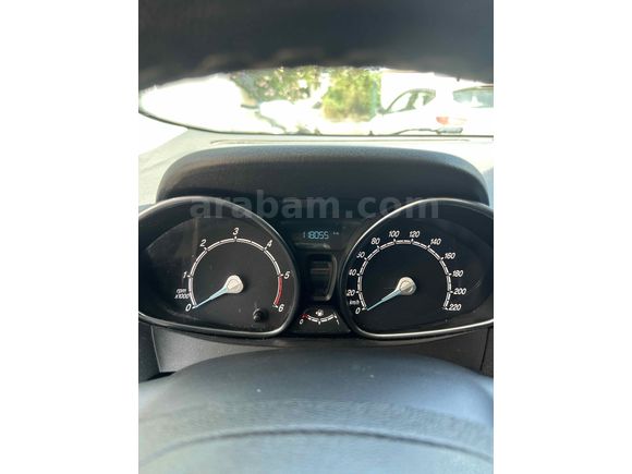 Otomobil ruhsatlı değişensiz titanium plus courier