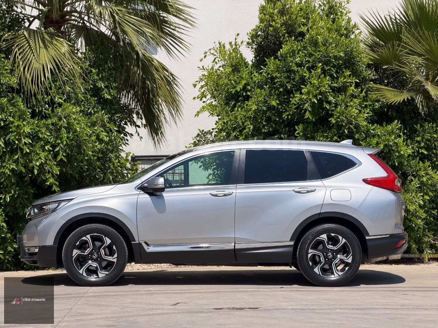 BOYASIZ 2018 HONDA CR-V 1.5 VTECH 193 HP AWD 4X4 EXECUTİVE 4
