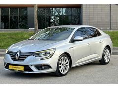 ÇELİK MOTORS'DAN MEGANE 4 İCON (KATLANIR AYNA) (MASAJLI KOLTUK)