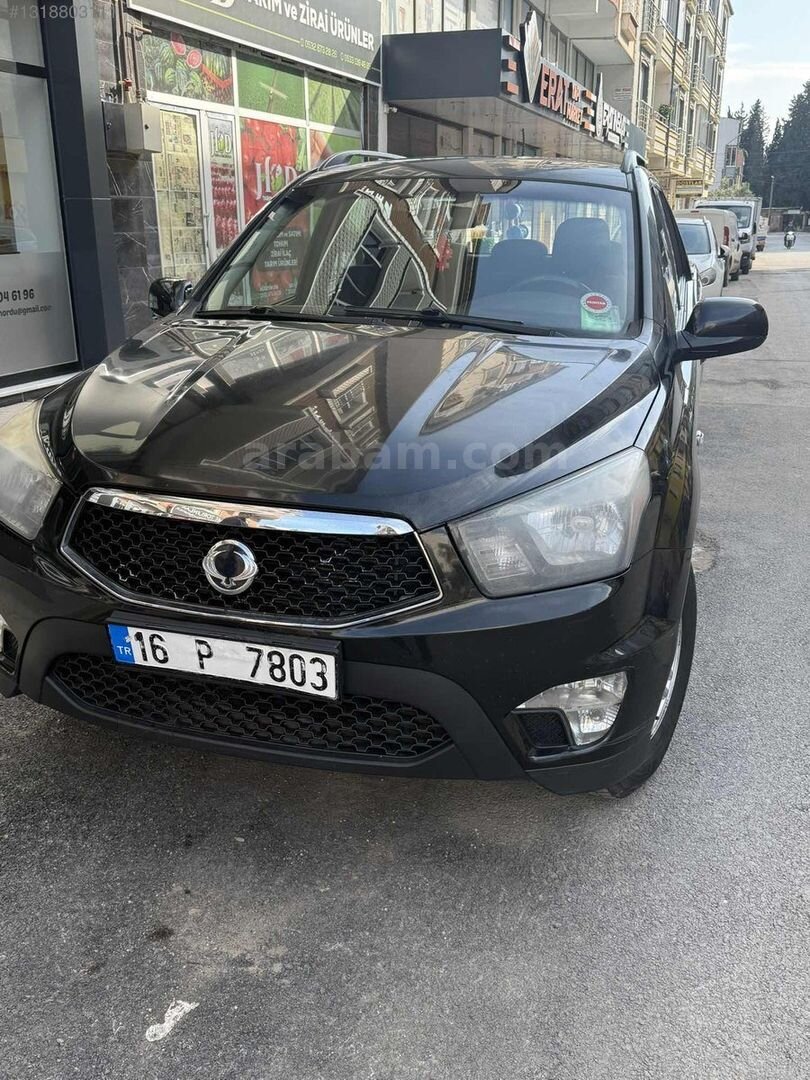 Galeriden KGM SsangYong Korando Sports 2.0 e-XDI Special Edition 2015 Model Bursa 224.000 km Siyah 1