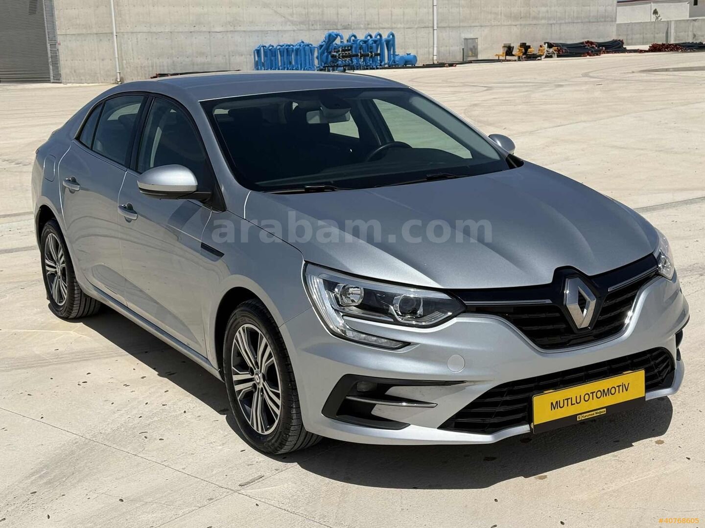 Galeriden Renault Megane 1.3 TCe Touch 2023 Model Aksaray 97.500 km Gri 3