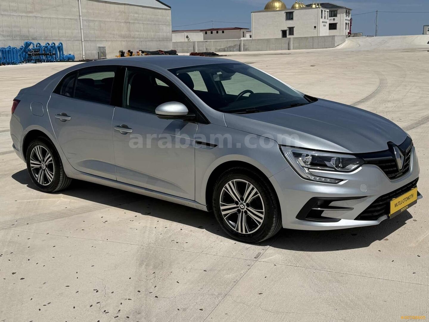 Galeriden Renault Megane 1.3 TCe Touch 2023 Model Aksaray 97.500 km Gri 4