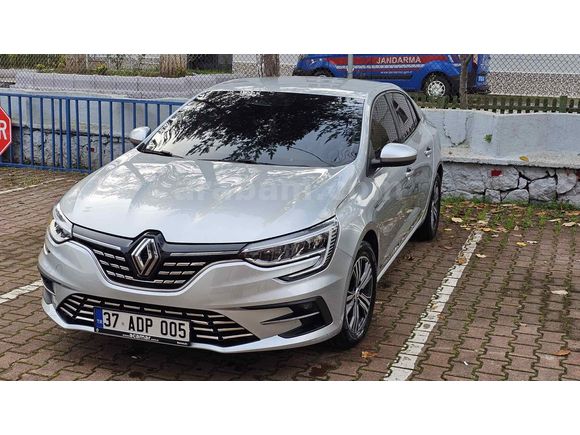 Sahibinden Renault Megane 1.3 TCe Touch 2024 Model 