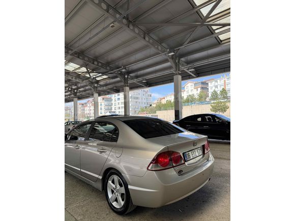 Sahibinden Honda Civic 1.6i VTEC Elegance 2007 Model 