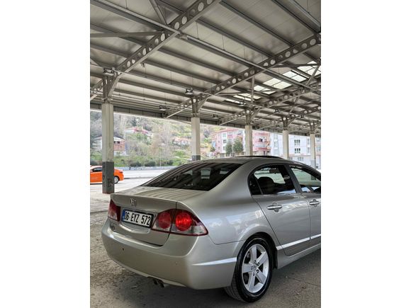 Sahibinden Honda Civic 1.6i VTEC Elegance 2007 Model 