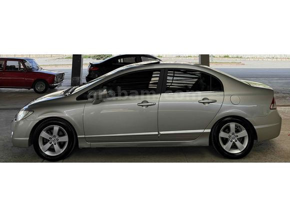 Sahibinden Honda Civic 1.6i VTEC Elegance 2007 Model 