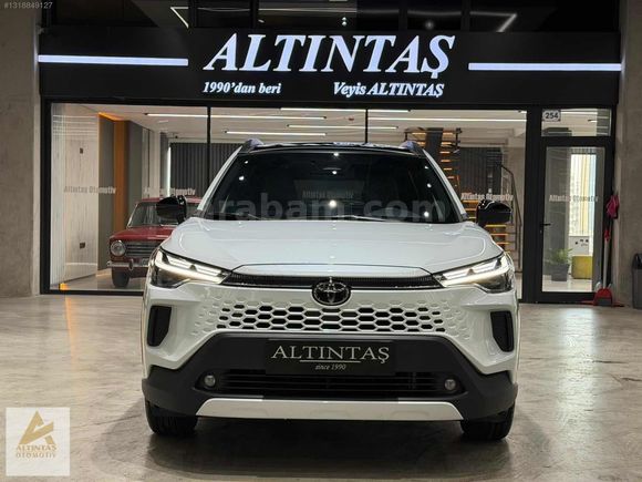 ALTINTAŞ'TAN 2025 COROLLA CROSS 1.8 HYBRİD PASSİON YENİ KASA