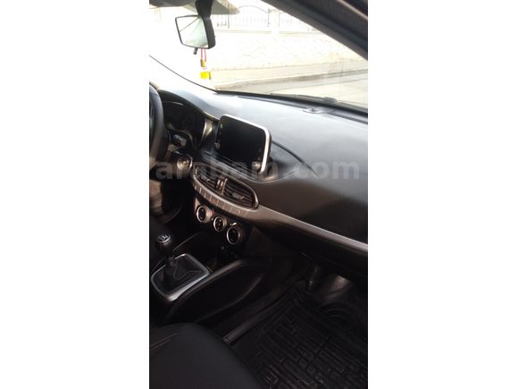 Sahibinden Fiat Egea 1.4 Fire Urban Plus 2019 Model  81.000 km Gri