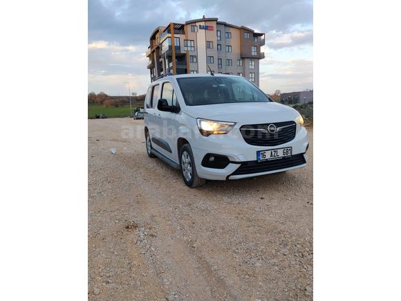 Sahibinden Opel Combo 1.5 CDTI Edition 2022 Model Bursa 110.000 km Beyaz