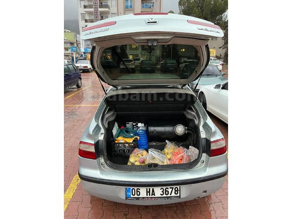 Sahibinden Renault Laguna 1.6 Expression 2004 Model