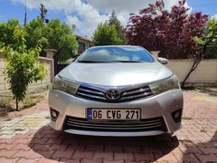 Sahibinden Toyota Corolla 1.6 Premium 2013 Model  159.000 km Gri (Gümüş)