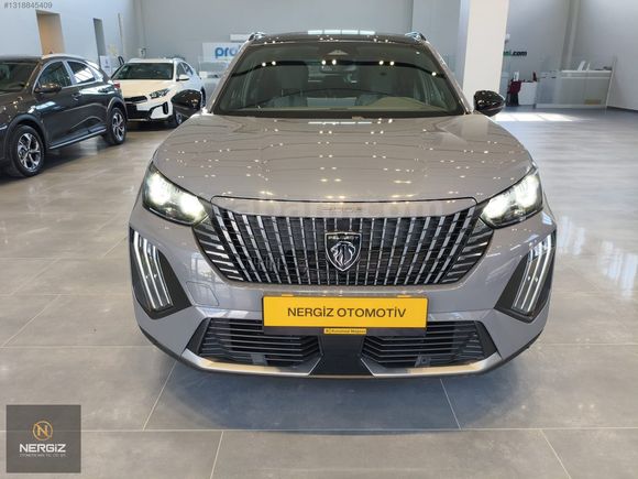 2025 PEUGEOT 1.2 AT8 ALLURE BOYA DEĞİŞENSİZ