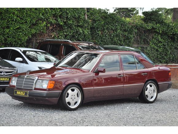 1991 MERCEDES 200 E (senetle taksitlendirme seçeneğimiz vardır)