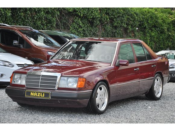 1991 MERCEDES 200 E (senetle taksitlendirme seçeneğimiz vardır)
