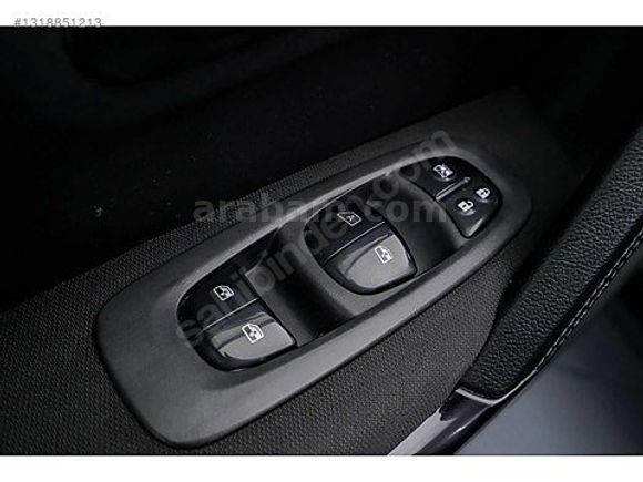 2018 PANARMK CAM TAVN FULL OPSİYON+BAKIMLI 2018 RENAULT KADJAR