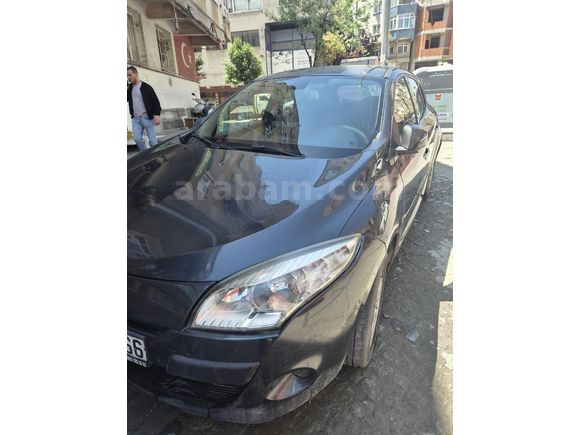 Sahibinden Renault Megane 1.5 dCi Privilege 2011 Model
