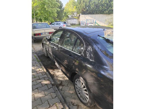 Sahibinden Renault Laguna 2.0 dCi Privilege 2009 Model İstanbul