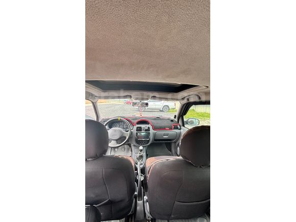 2002 MODEL RENAULT CLIO 2 1.4 16V