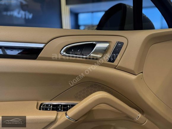 ÜGEM'DEN 2014 PORSCHE CAYENNE PUSULA CARBON DRKSYN BOYASIZ