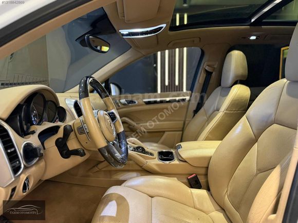 ÜGEM'DEN 2014 PORSCHE CAYENNE PUSULA CARBON DRKSYN BOYASIZ